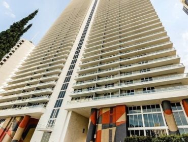 50 Biscayne Condos for Sale and Rent 50 Biscayne BlvdDowntown Miami, FL 33132